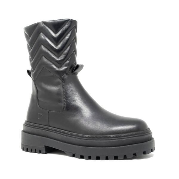 WALK London Naomi Quilted Plug Boot Black Leather