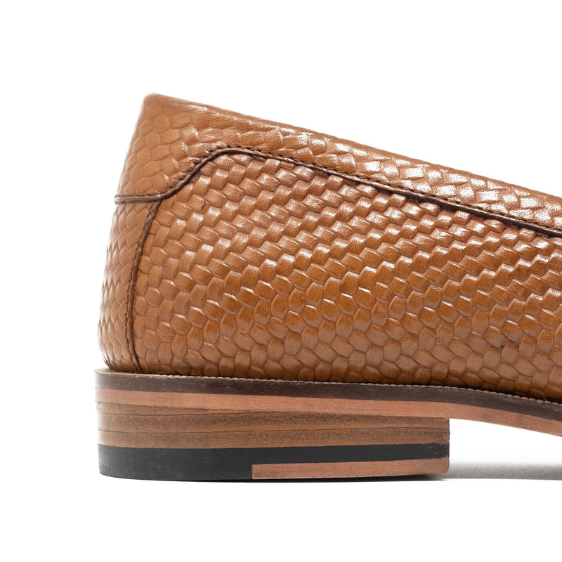 Walk London Riva Weave Loafer: Emboss Weave Detail